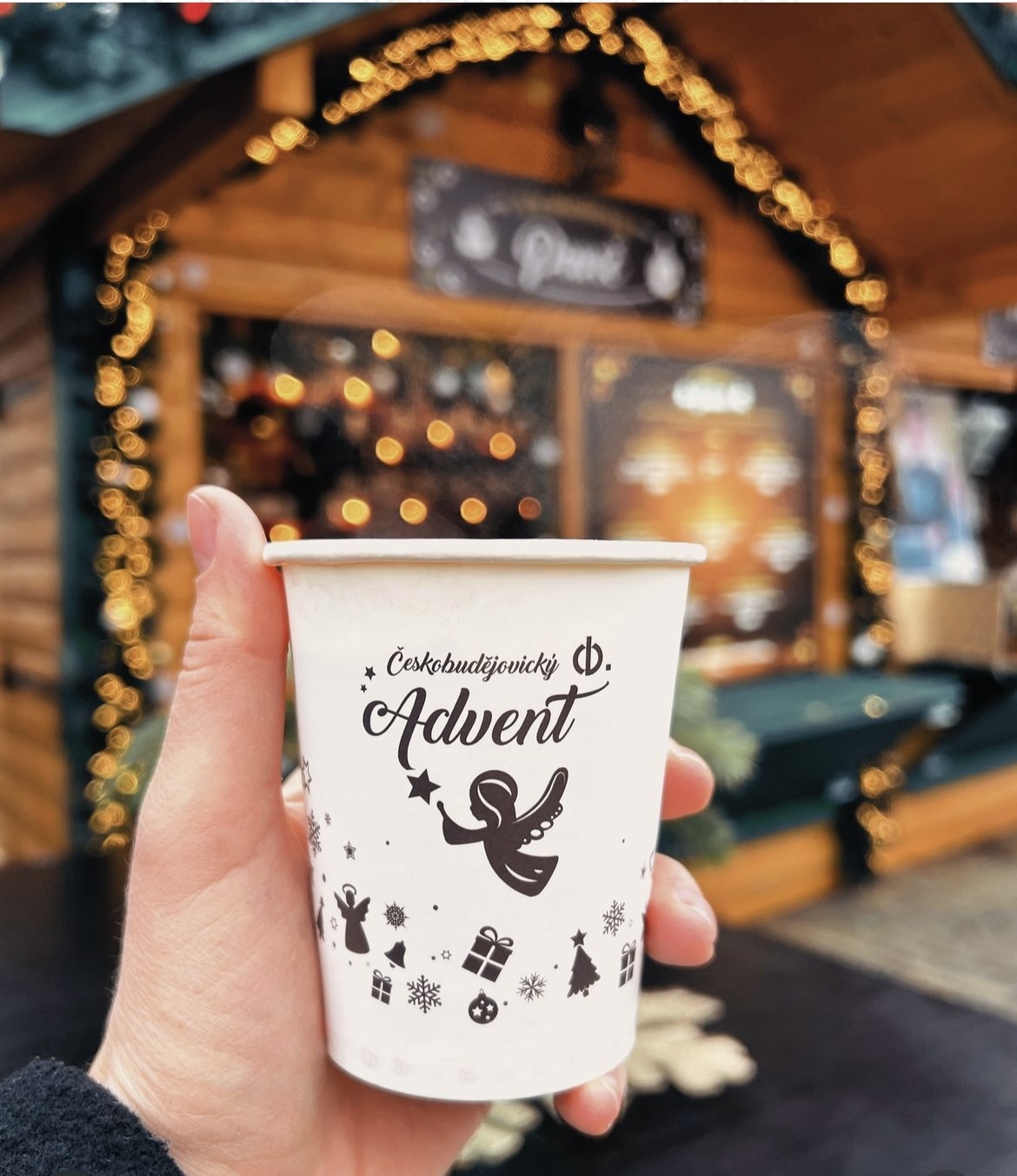 Českobudějovický advent láká na rekordní nabídku punčů a nové chutě z celého světa