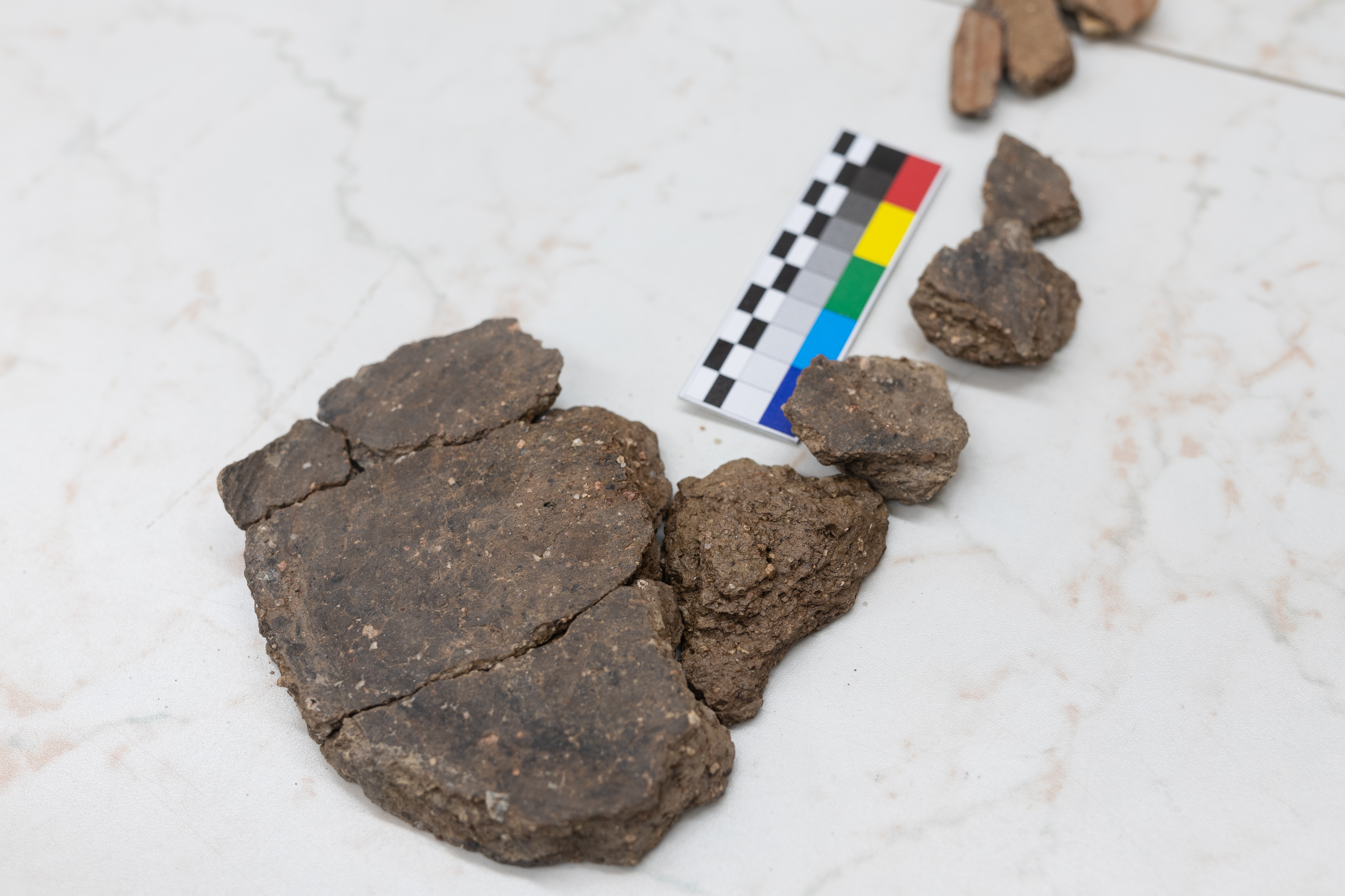 Kde starým předmětům vracejí původní krásu 